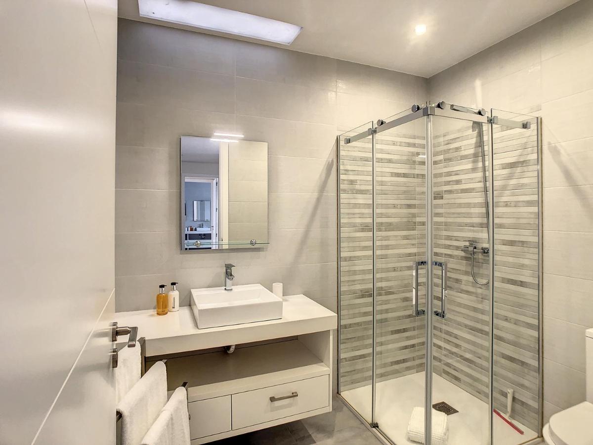 Evoque Villa By Lovelystay Arco da Calheta  Exteriör bild