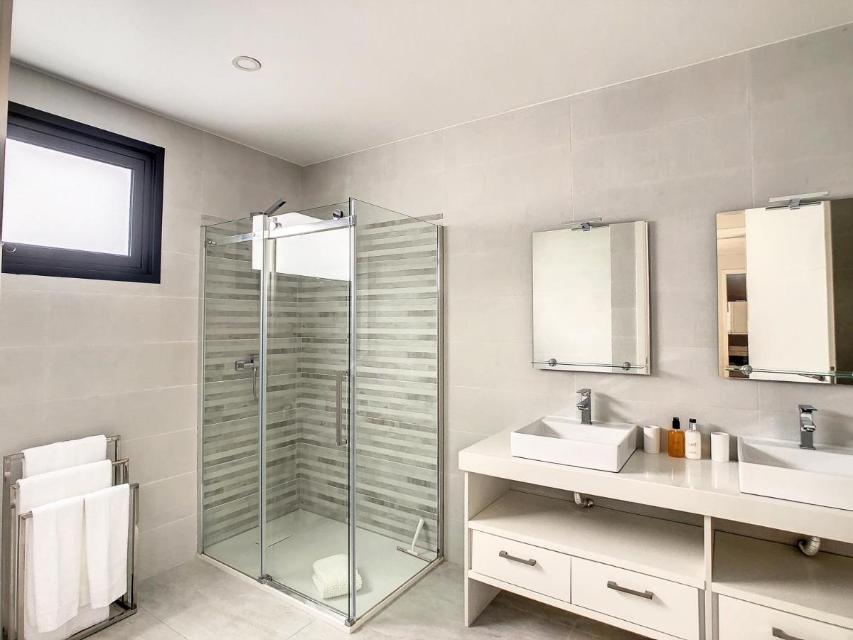 Evoque Villa By Lovelystay Arco da Calheta  Exteriör bild