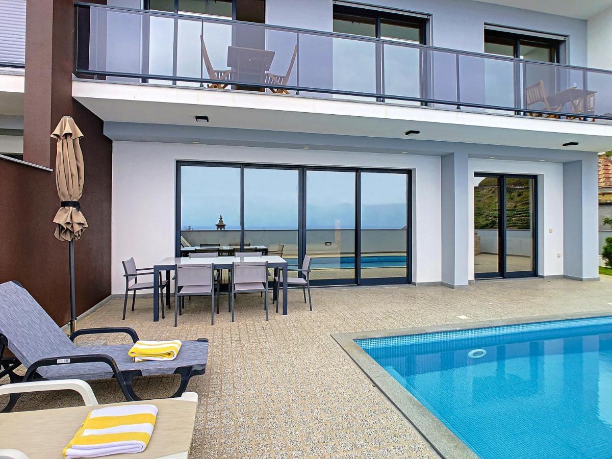 Evoque Villa By Lovelystay Arco da Calheta  Exteriör bild
